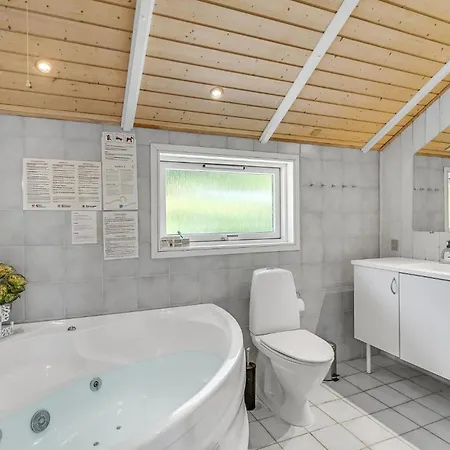 Amazing Home In Tranekaer With Sauna Tranekær