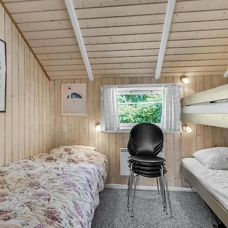 3 Bedroom Cozy In Tranekaer Holiday home Hou (Syddanmark)
