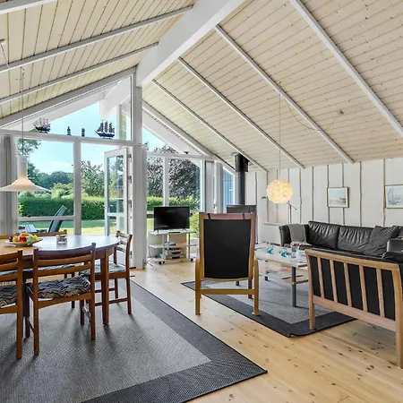 بيت للعطل Amazing Home In Tranekaer With Sauna Tranekær