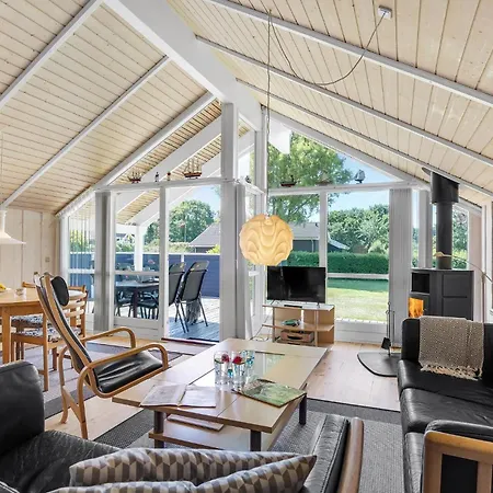 بيت للعطل Amazing Home In Tranekaer With Sauna Tranekær