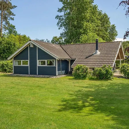 Amazing Home In Tranekaer With Sauna Tranekær